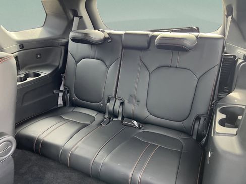 Used 2024 Honda Pilot TrailSport image 36