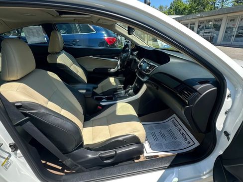 Used 2015 Honda Accord EX-L image 22