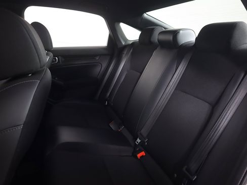 Used 2023 Honda Civic Sport image 28