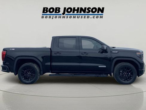 Used 2024 GMC Sierra 1500 Elevation w/ Elevation Premium Package AWD/4WD image 2