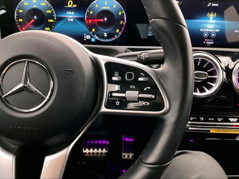 Used 2022 Mercedes-Benz CLA 250 image 22