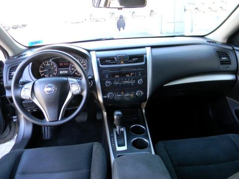 Used 2015 Nissan Altima 2.5 S w/ Power Driver Seat Package image 18