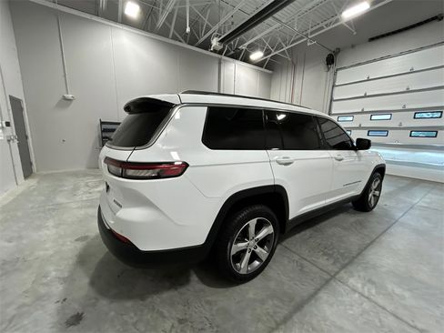 Used 2021 Jeep Grand Cherokee L Limited image 6