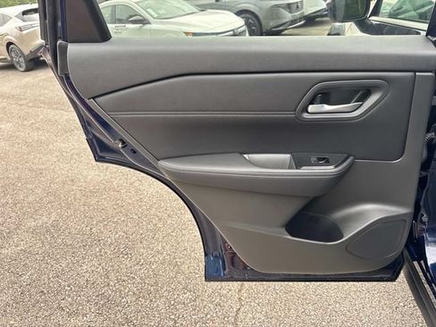 New 2026 Nissan Rogue Dark Armor AWD/4WD image 15