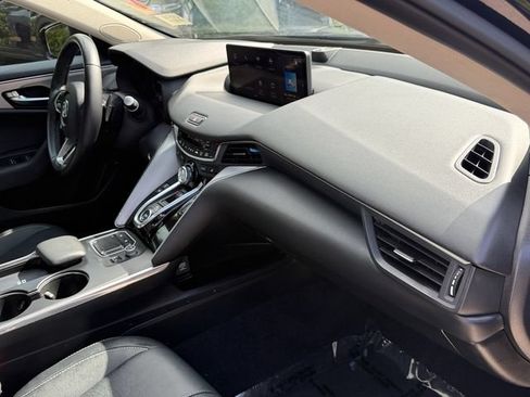 Used 2025 Acura TLX w/ Technology Package FWD image 18