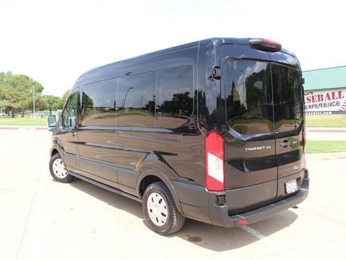 Used 2025 Ford Transit 350 XLT RWD image 3