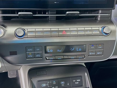 New 2026 Hyundai Kona Limited FWD image 13