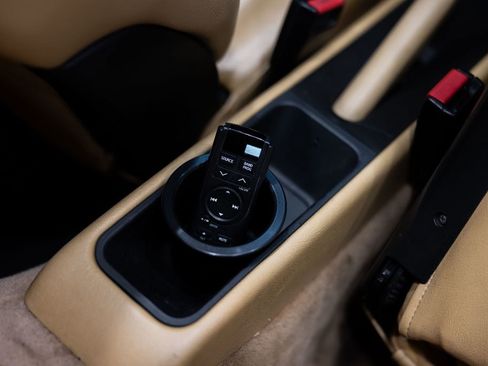 Used 1995 Porsche 911 Cabriolet image 31