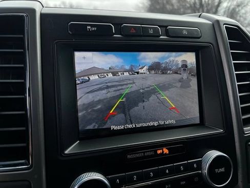 Used 2020 Ford Expedition XLT w/ Equipment Group 202A RWD image 37