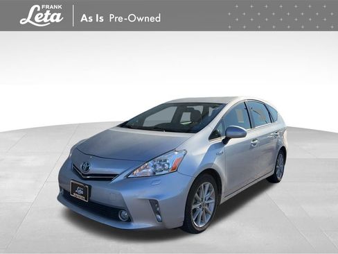 Used 2014 Toyota Prius V Five image 1