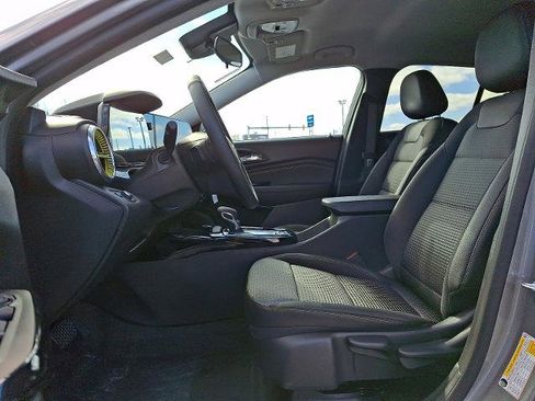 New 2026 Chevrolet Trax LT w/ Driver Confidence Package image 6