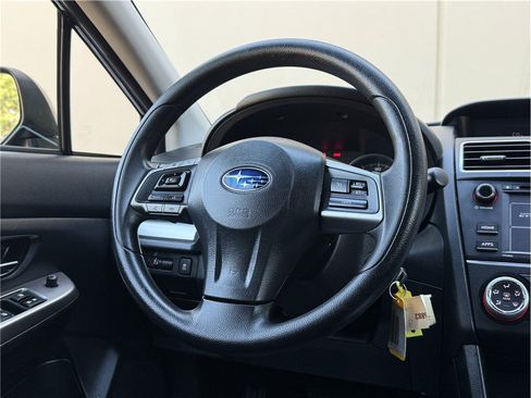 Used 2015 Subaru Crosstrek 2.0i Premium w/ Moonroof Package AWD/4WD image 8