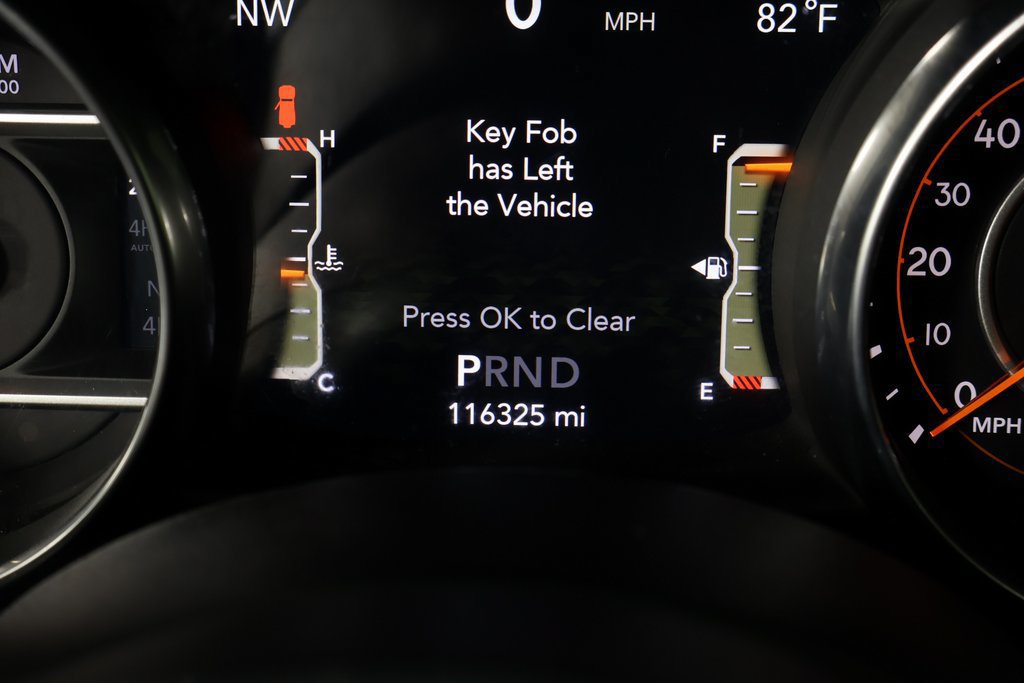 Used 2018 Jeep Wrangler Unlimited Sahara AWD/4WD image 17