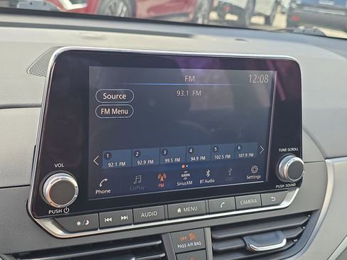 Certified 2025 Nissan Altima 2.5 SR image 22