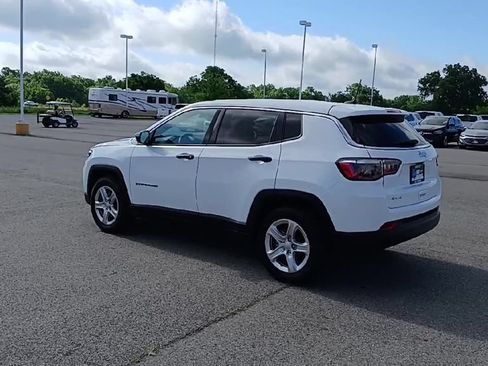 Used 2023 Jeep Compass Sport AWD/4WD image 6