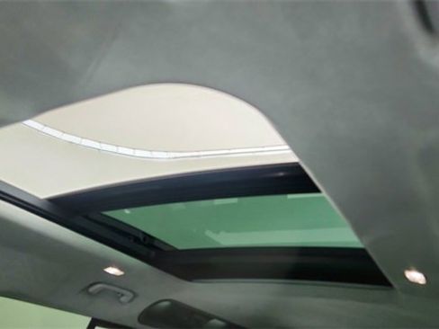 Used 2025 Land Rover Defender 110 X image 60