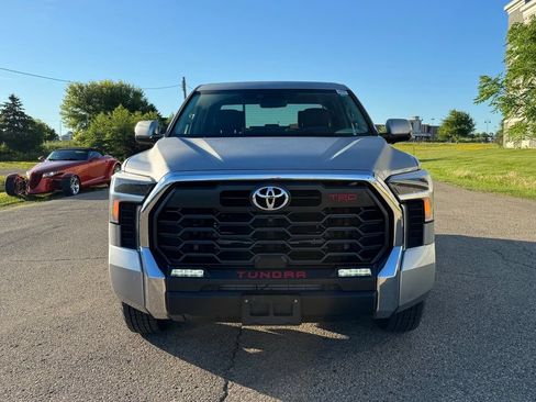 Used 2022 Toyota Tundra SR5 w/ TRD Off-Road Premium Package AWD/4WD image 10