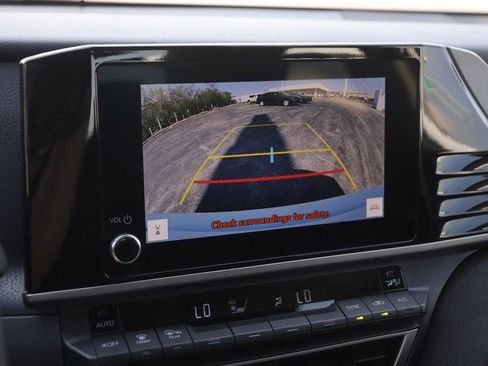 Used 2025 Toyota Camry LE image 16