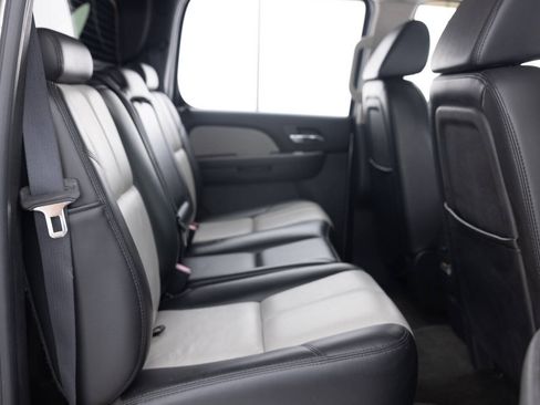 Used 2007 Chevrolet Avalanche LT w/ LT Preferred Equipment Group AWD/4WD image 35