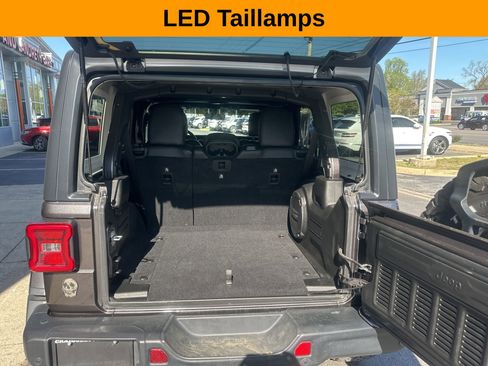 Used 2018 Jeep Wrangler Unlimited Rubicon AWD/4WD image 21