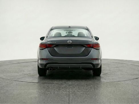 Used 2025 Nissan Sentra SV image 7