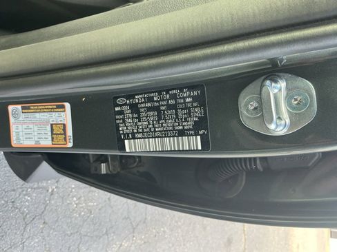 Used 2024 Hyundai Tucson Limited image 39