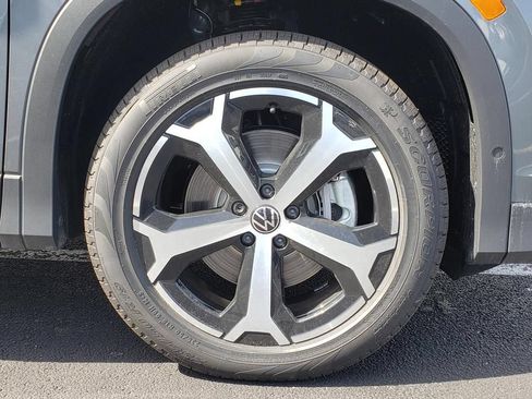 New 2026 Volkswagen Tiguan SE AWD/4WD image 12