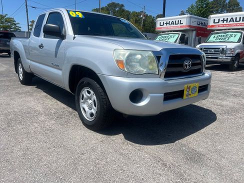 Used 2009 Toyota Tacoma w/ SR5 Package RWD image 1