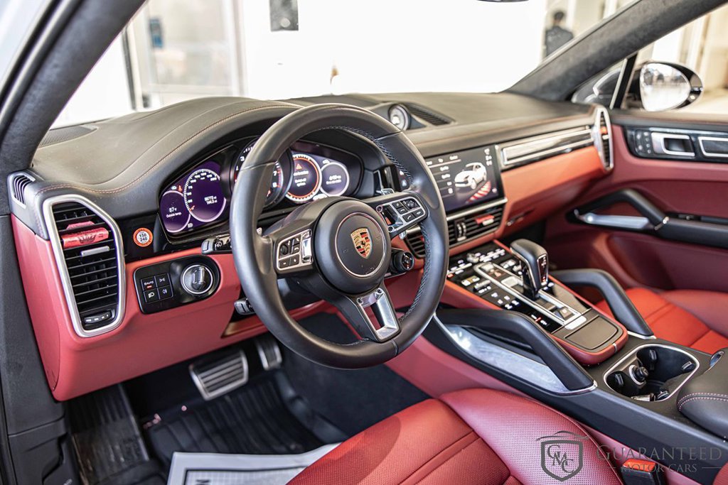 Used 2023 Porsche Cayenne Turbo AWD/4WD image 21