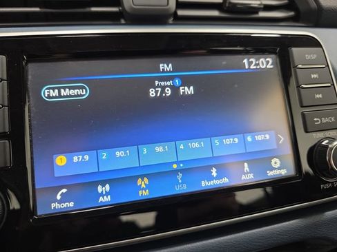 Used 2025 Nissan Versa SV FWD image 22