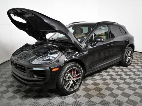 New 2026 Porsche Macan S AWD/4WD image 33