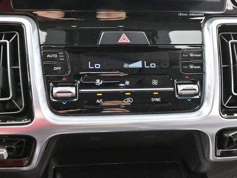 Used 2021 Kia Sorento SX FWD image 25