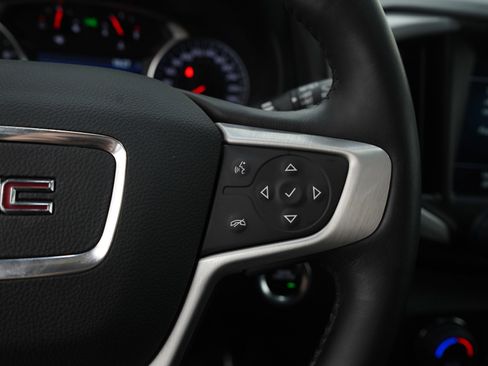 Used 2022 GMC Terrain SLT w/ LPO, Floor Liner Package AWD/4WD image 28