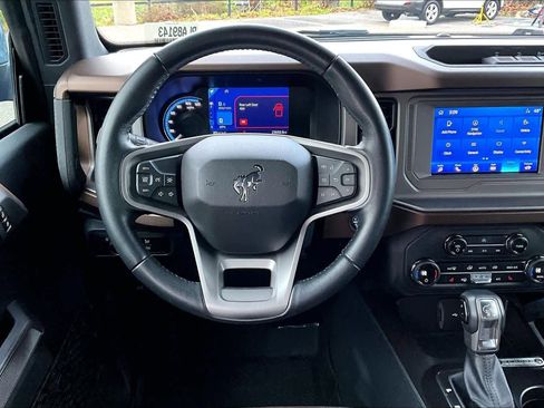 Used 2023 Ford Bronco Outer Banks image 5