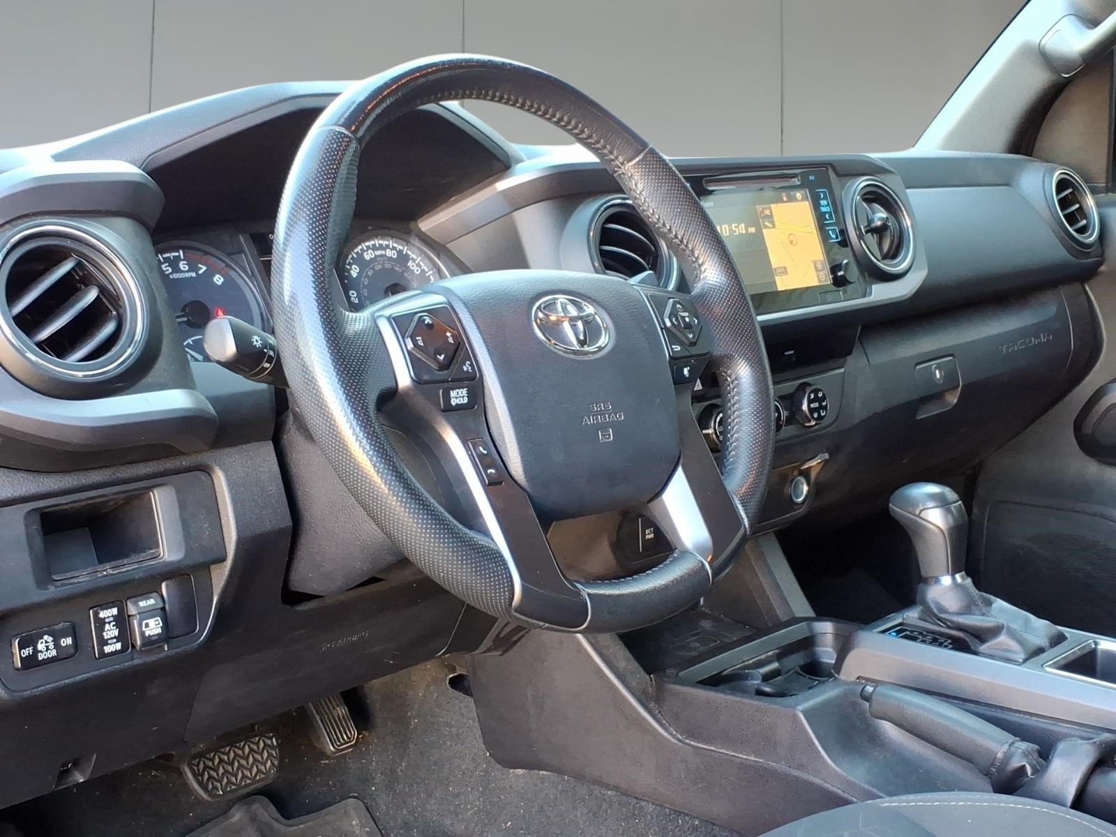 Used 2017 Toyota Tacoma TRD Off-Road w/ Exterior Package AWD/4WD image 8