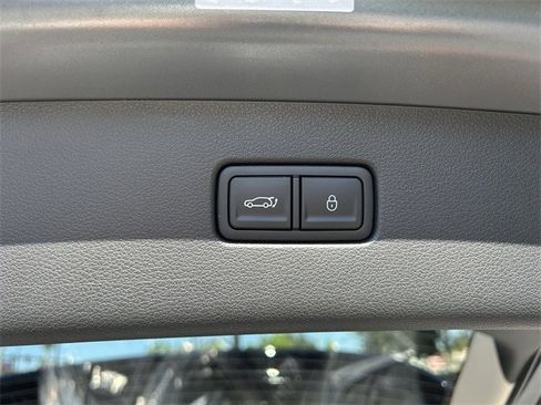 Used 2026 Genesis GV80 2.5T image 17