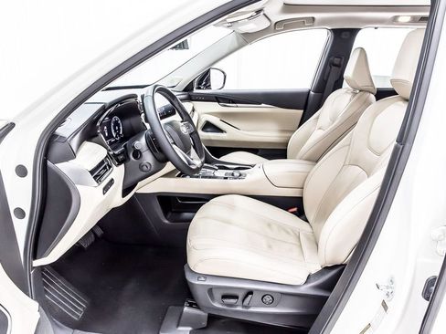 Used 2023 INFINITI QX60 Sensory w/ Vision Package AWD/4WD image 28