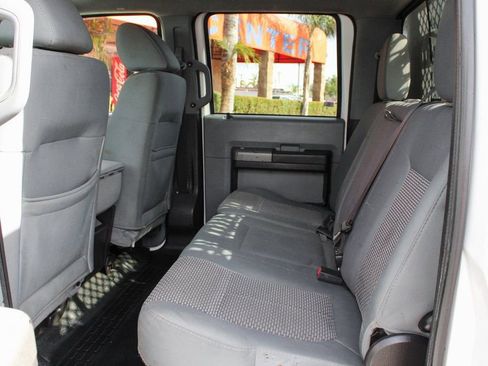 Used 2011 Ford F550 2WD Crew Cab Super Duty w/ Payload Upgrade Pkg image 30