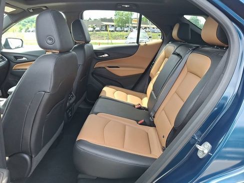 Used 2021 Chevrolet Equinox Premier AWD/4WD image 24