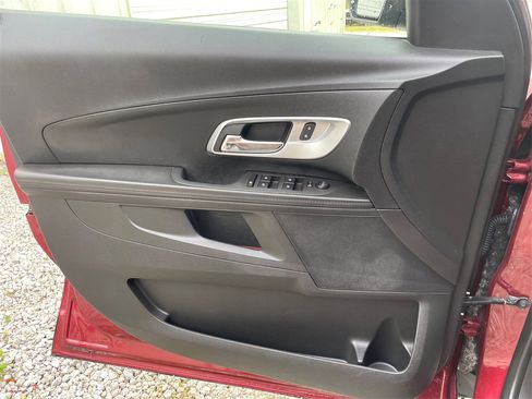 Used 2016 Chevrolet Equinox LT w/ Convenience Package image 23