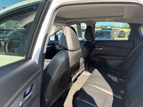 Certified 2025 Nissan Murano SL image 19