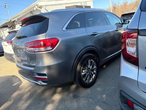 Used 2016 Kia Sorento SX image 14