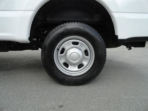 Used 2024 Ford F350 XL w/ 360-Degree Camera Package AWD/4WD image 9