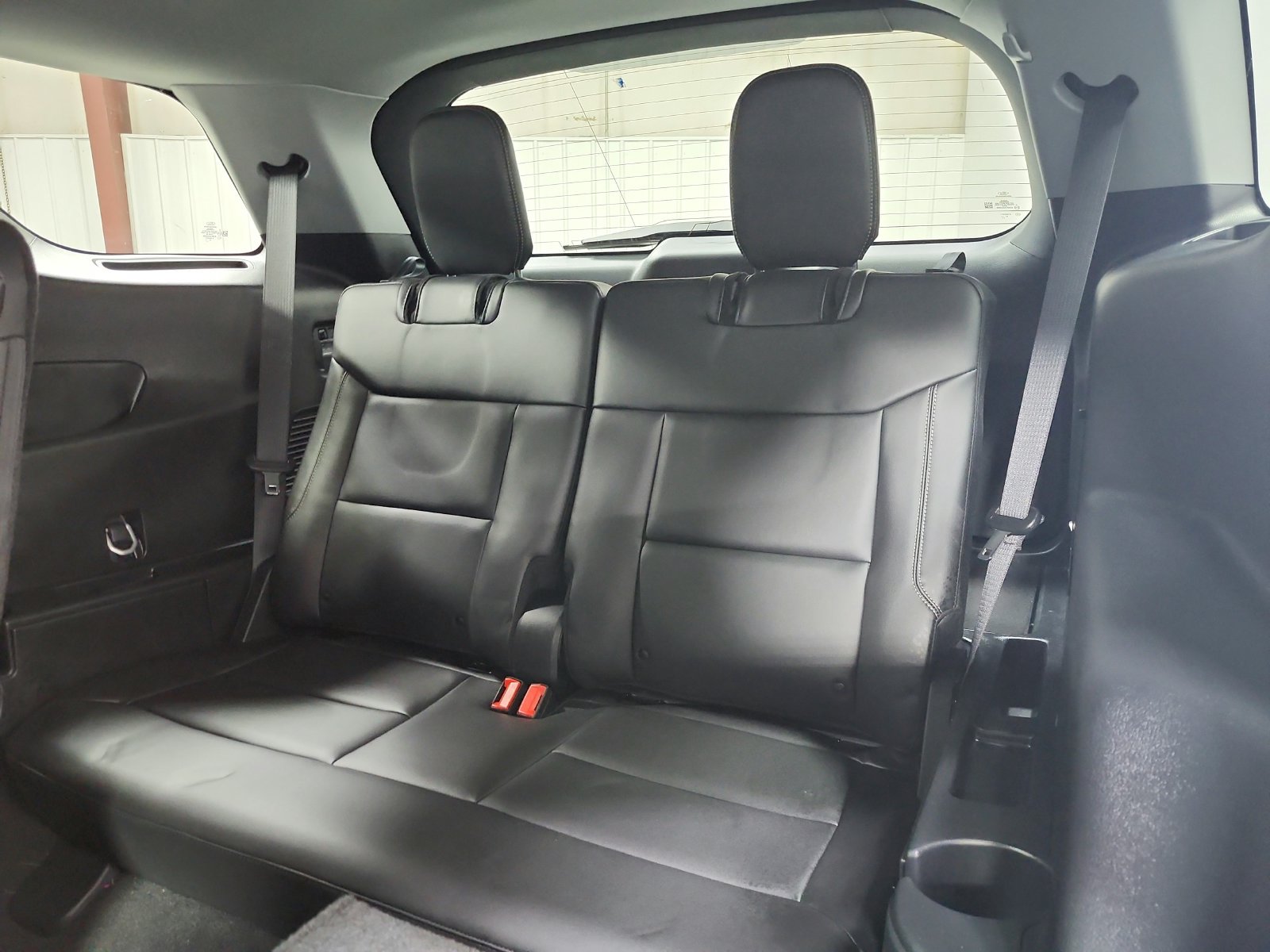 Used 2023 Ford Explorer XLT w/ Equipment Group 202A RWD image 33