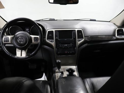 Used 2013 Jeep Grand Cherokee Laredo AWD/4WD image 17