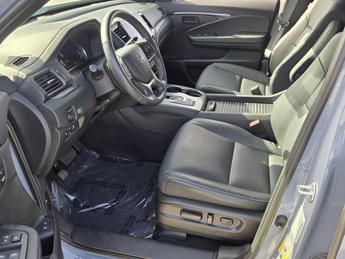 Used 2023 Honda Passport EX-L image 10