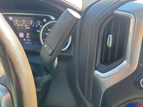 Used 2021 Chevrolet Silverado 1500 LTZ w/ Technology Package AWD/4WD image 24