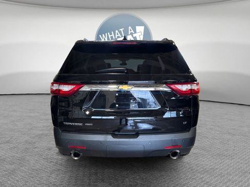Used 2020 Chevrolet Traverse LT w/ LT Premium Package image 5