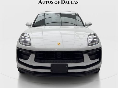 Used 2024 Porsche Macan Turbo AWD/4WD image 3