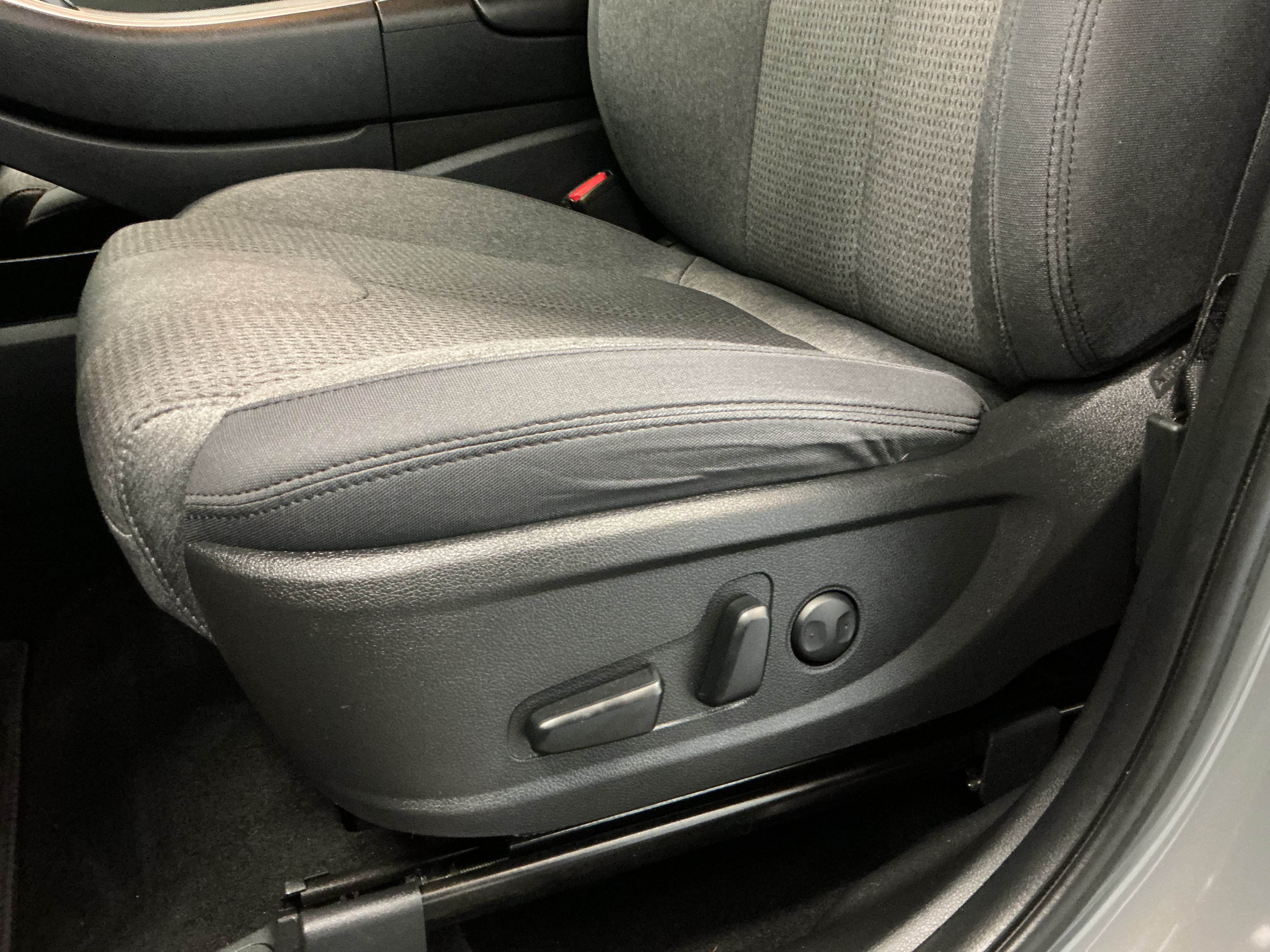 Used 2023 Hyundai Santa Fe Blue AWD/4WD image 17